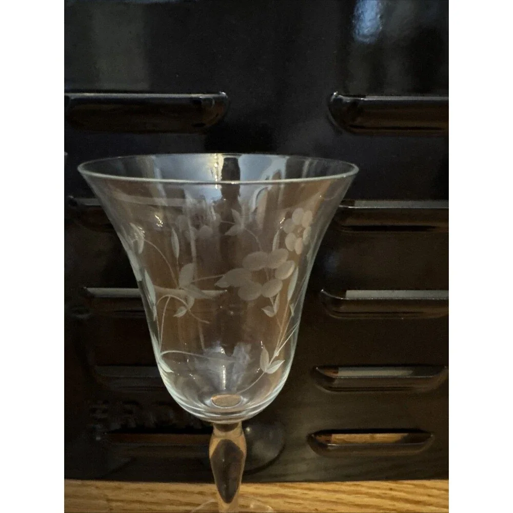 Glasses Floral Etched Wine Water Goblets Stem Victorian 8.5” Vtg Elegant Luxury